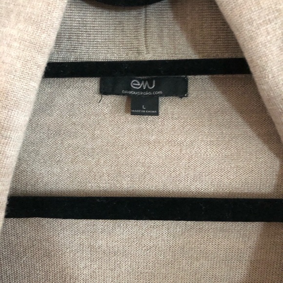 EMU 3/4 length top worn with leggings or jeans - Picture 7 of 7